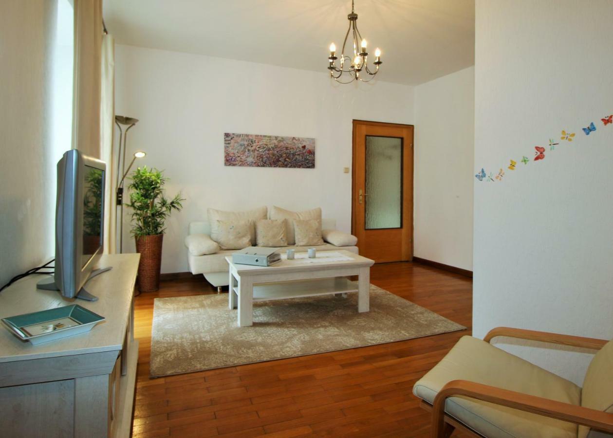 Gaestehaus Koen - Fewo Farfalle Zeltingen-Rachtig Εξωτερικό φωτογραφία