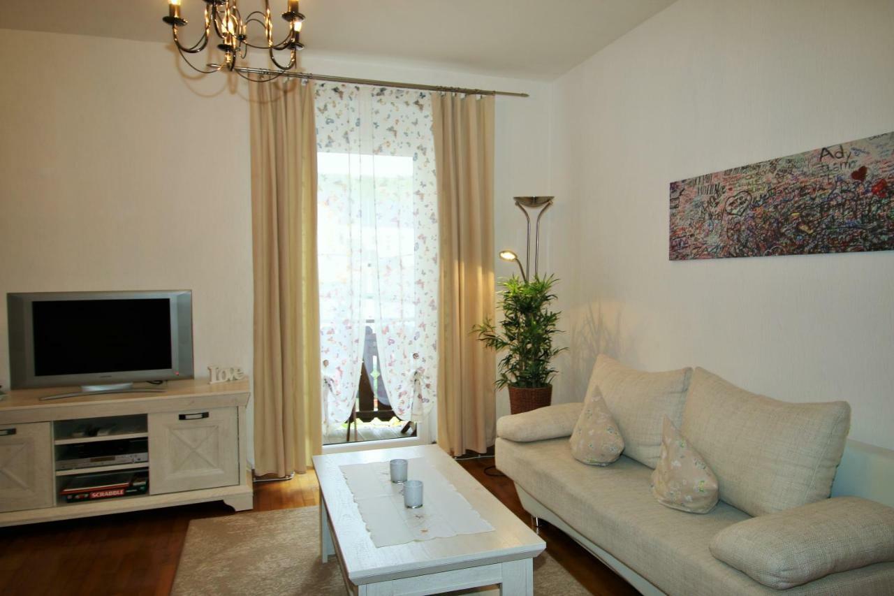 Gaestehaus Koen - Fewo Farfalle Zeltingen-Rachtig Εξωτερικό φωτογραφία